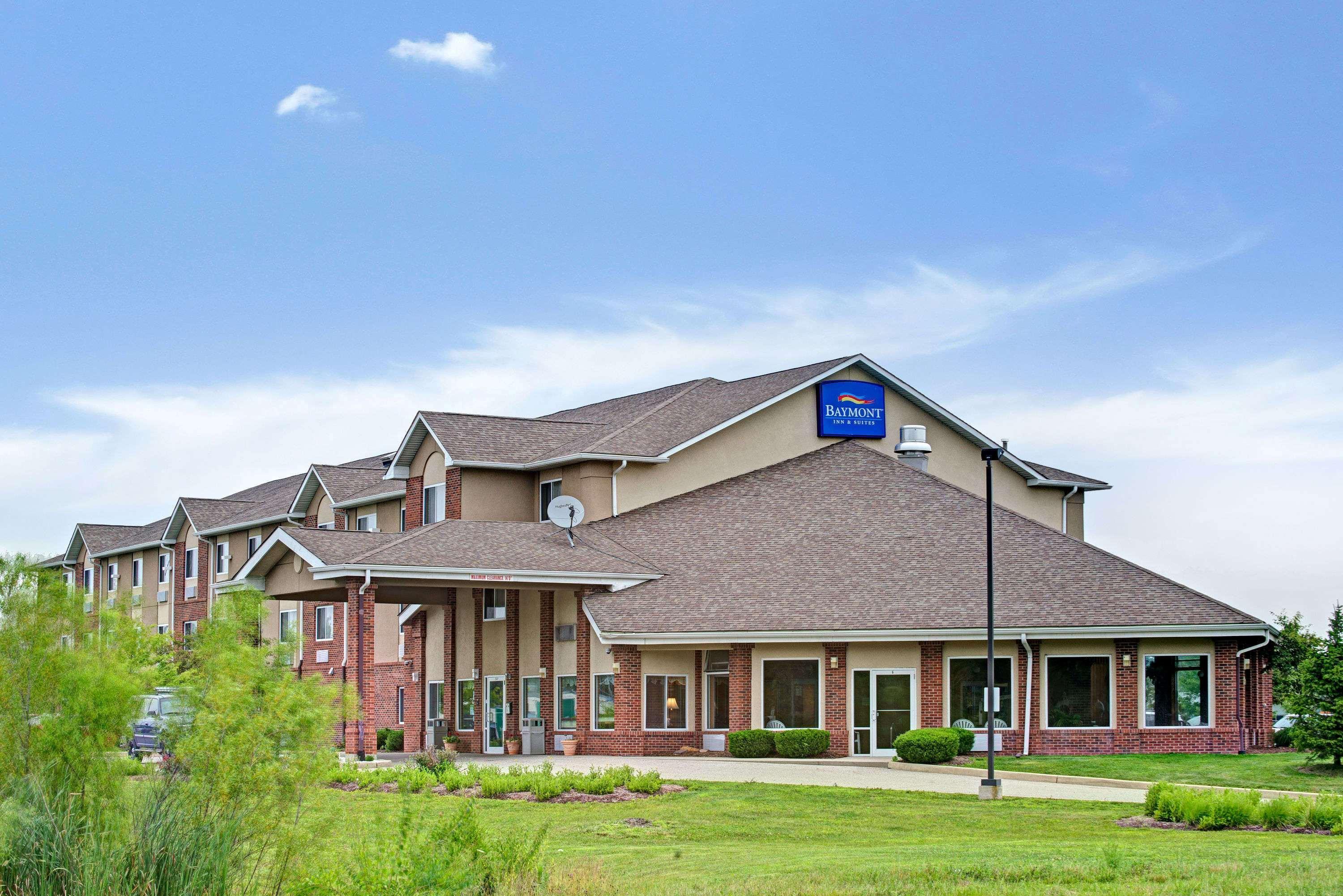 Baymont By Wyndham Indianapolis Hotel Exterior foto